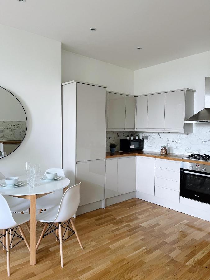 Apartamento Luxuriously Flat In Streatham Londres Exterior foto